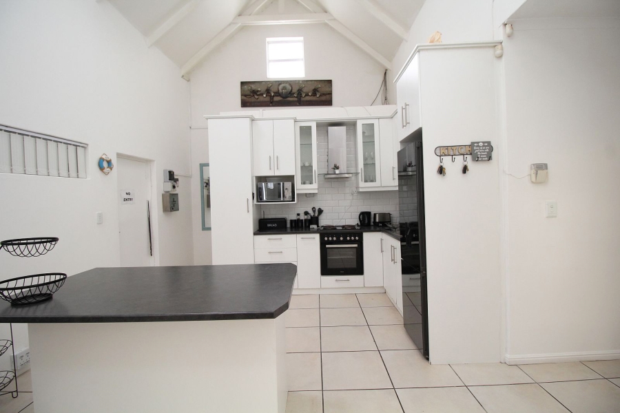 3 Bedroom Property for Sale in Paternoster Western Cape